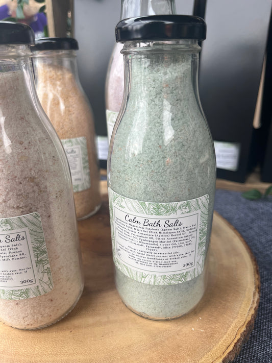 Calm luxury, aromatherapy bath salts with green clay and chamomile essential oil