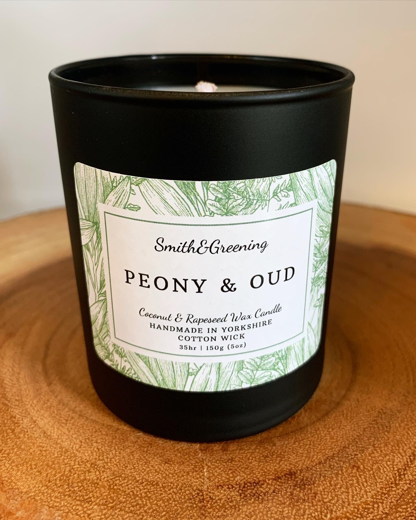 Peony & Oud Coconut Wax Candle. Hand poured, vegan and cruelty free!